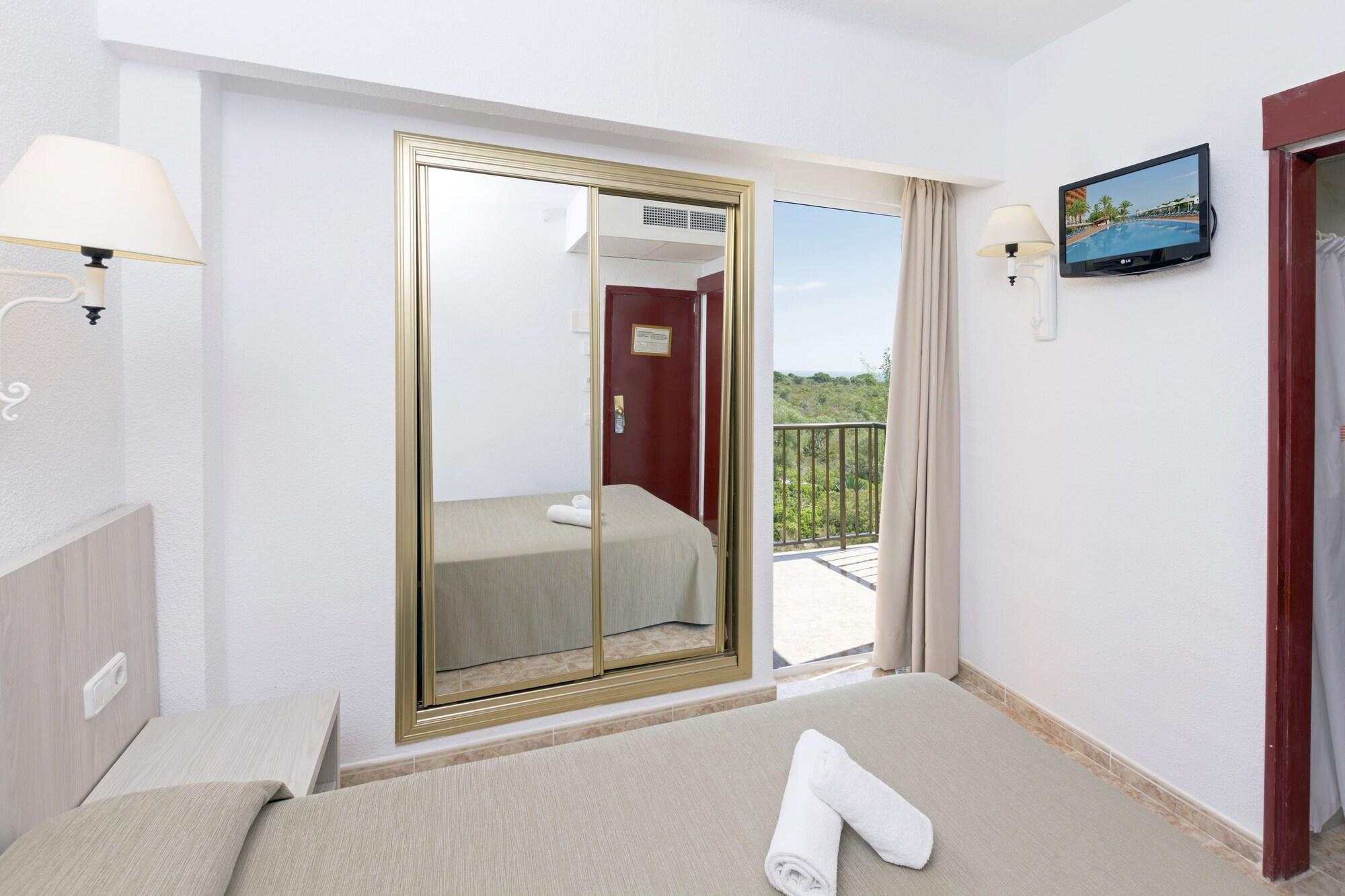 Hsm Canarios Park Calas de Mallorca Extérieur photo